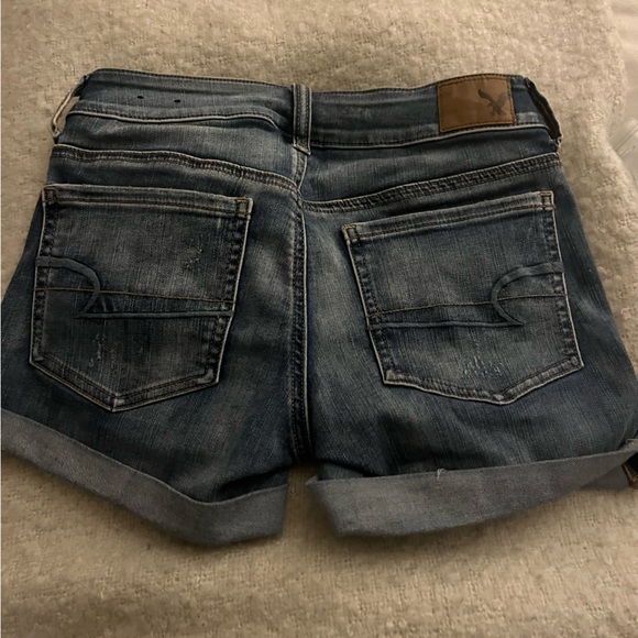 American Eagle size 2 jean shorts - Picture 4 of 4